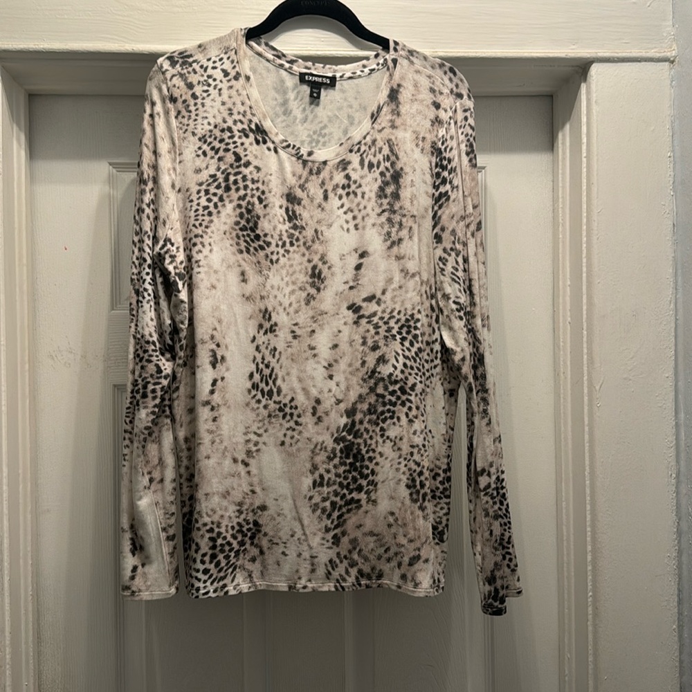 Animal print top